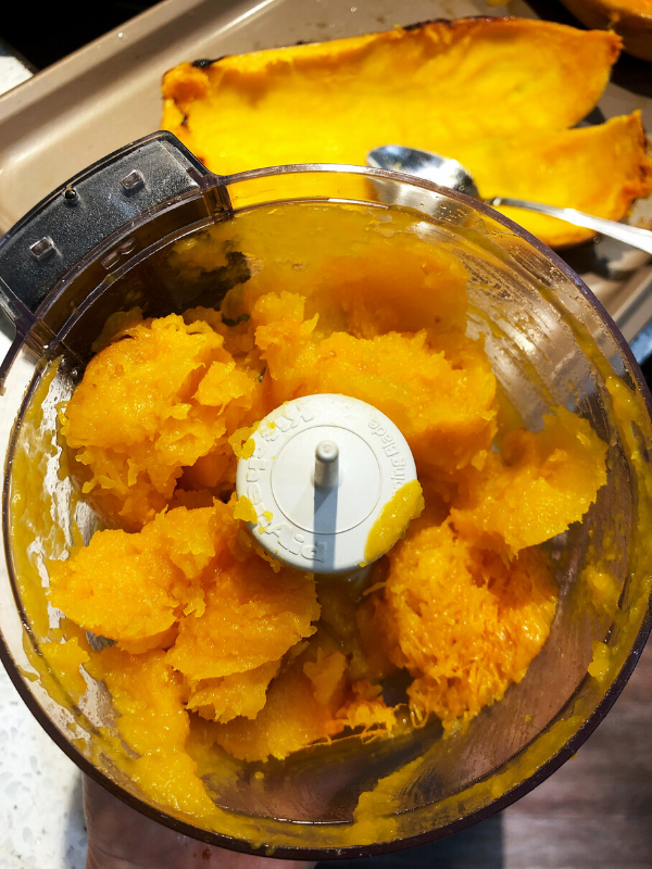 Baked butternut squash in food processor