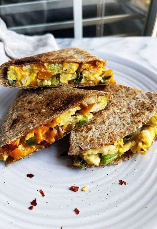 SOUTHWESTERN BREAKFAST QUESADILLA - Crepes and Bows